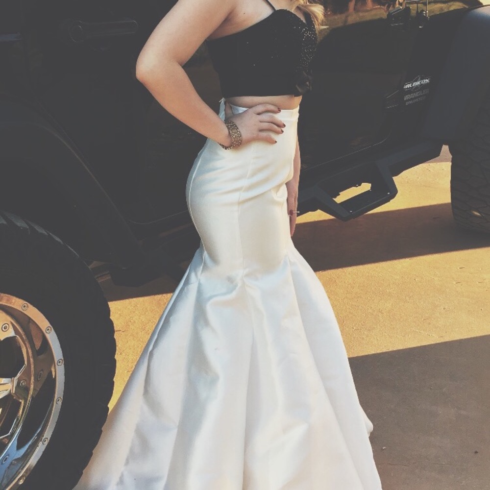 B&W Two Piece Mermaid Prom Dress